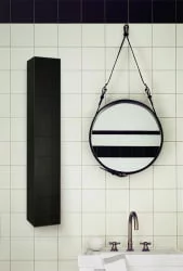 Настенный шкаф в черном стекле Хоп Шелф Стекло Венге