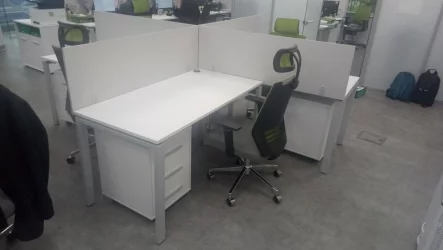 П-образный металлический каркас с траверсами Deka 7.07.14 К Металлик матовый муар