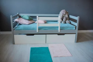 Детская кровать для девочки RooRoom VK-1с Серая