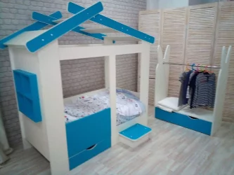 Кроватка для новорожденных Теремок + Зайка Белый-Лазурь