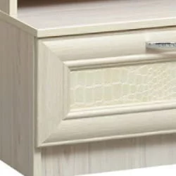 Шкаф-пенал Ивушка-7 с зеркалом