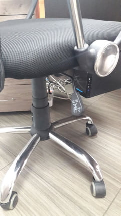 Кресло оператора Riva 8075 Черный (БЛ)_6