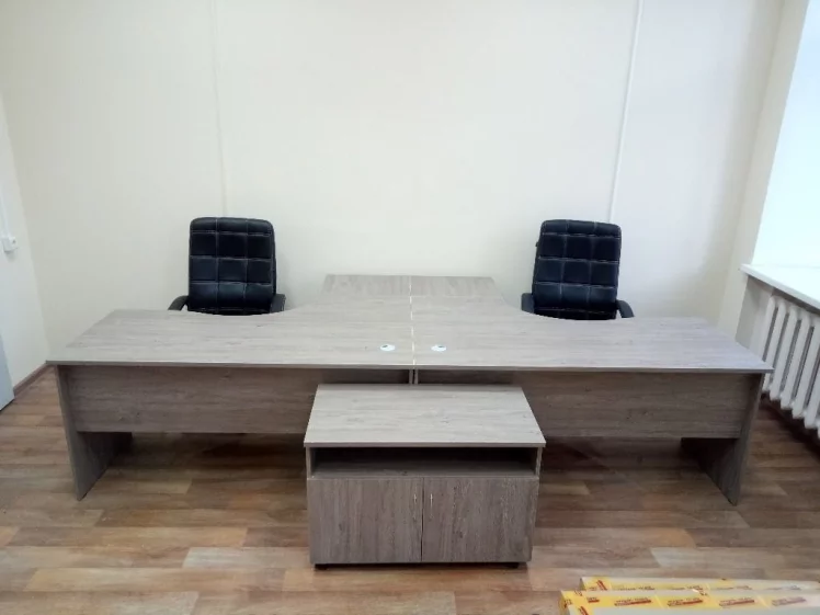 Стол угловой Twin 12.11.14Л Дуб Верцаска_1