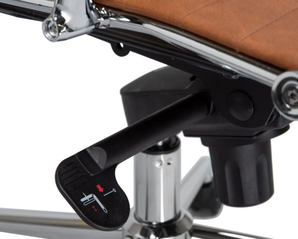 Офисное кресло для руководителей ДОБРИН CЛАРК (светло-коричневый №321) 2 шт / DOBRIN CLARK_2