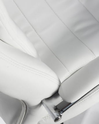 Офисное кресло для руководителей ДОБРИН ЛЙНДОН (белый) / DOBRIN LYNDON_9