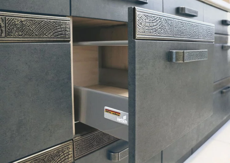 Стол с 3 ящиками (система Hettich) Бруклин 101.90 Дуб Кронберг/Лагода/Антрацит_3