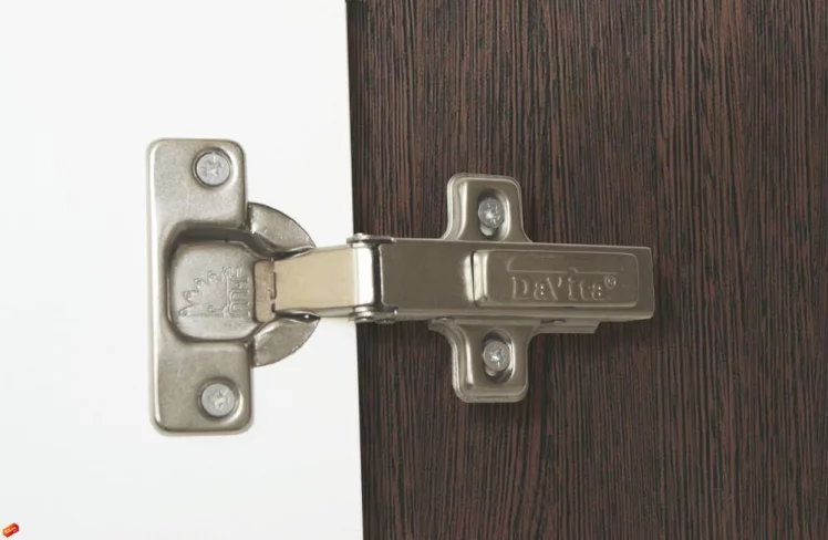 Шкаф трехдверный с зеркалом Катрин 92.12 Дуб венге Белый песок Браун вуд_4