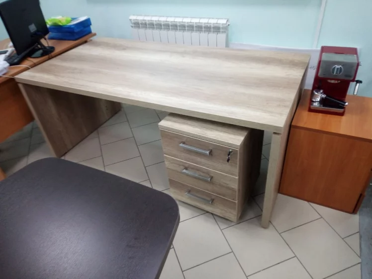 Стол руководителя Torr-Z TST 189 Дуб Каньон_1