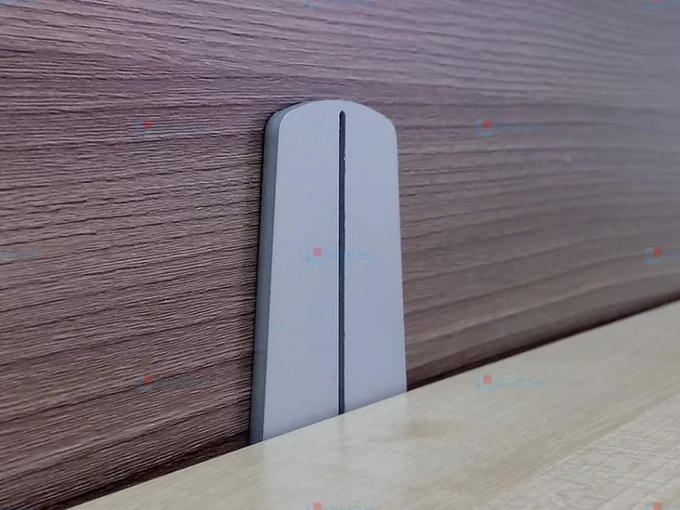 Крепление настольного экрана из ЛДСП для прямого стола Deka Д-024_2