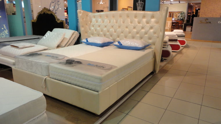 Кровать Леонарда Prestige Beige Perlato (натуральная кожа)_1