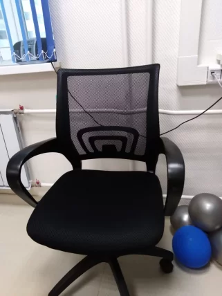 Кресло офисное Бюрократ CH-695NLT/BLACK_5