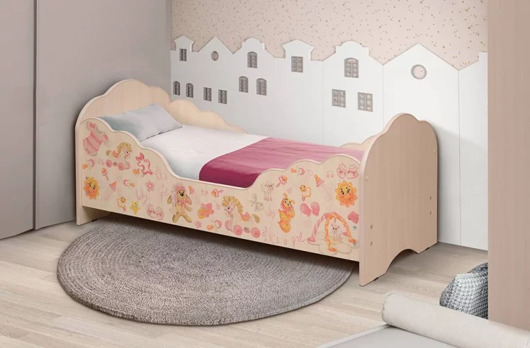 Кровать детская с фотопечатью Малышка №4 600*1400 Дуб млечный_0