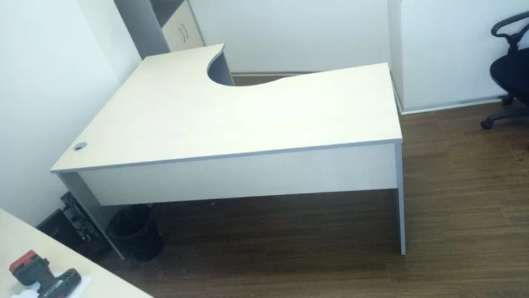 Стол письменный правый СА-4 Пр Клен/металлик_2