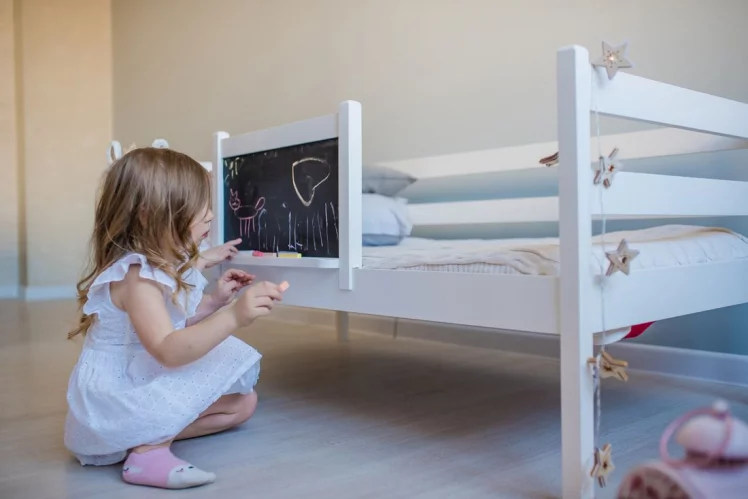 Съемный борт с грифельной доской RooRoom VK-55 Белый_3